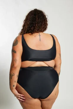 Inknown Swim Gia Bikini Top Curve - Black on Black