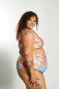 Inknown Swim Gia Bikini Top Curve - Infamous Carnival