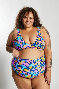 Inknown Swim Lola Bikini Top Curve -