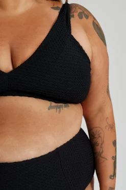 Inknown Swim Lola Bikini Top Curve - Black Waffle